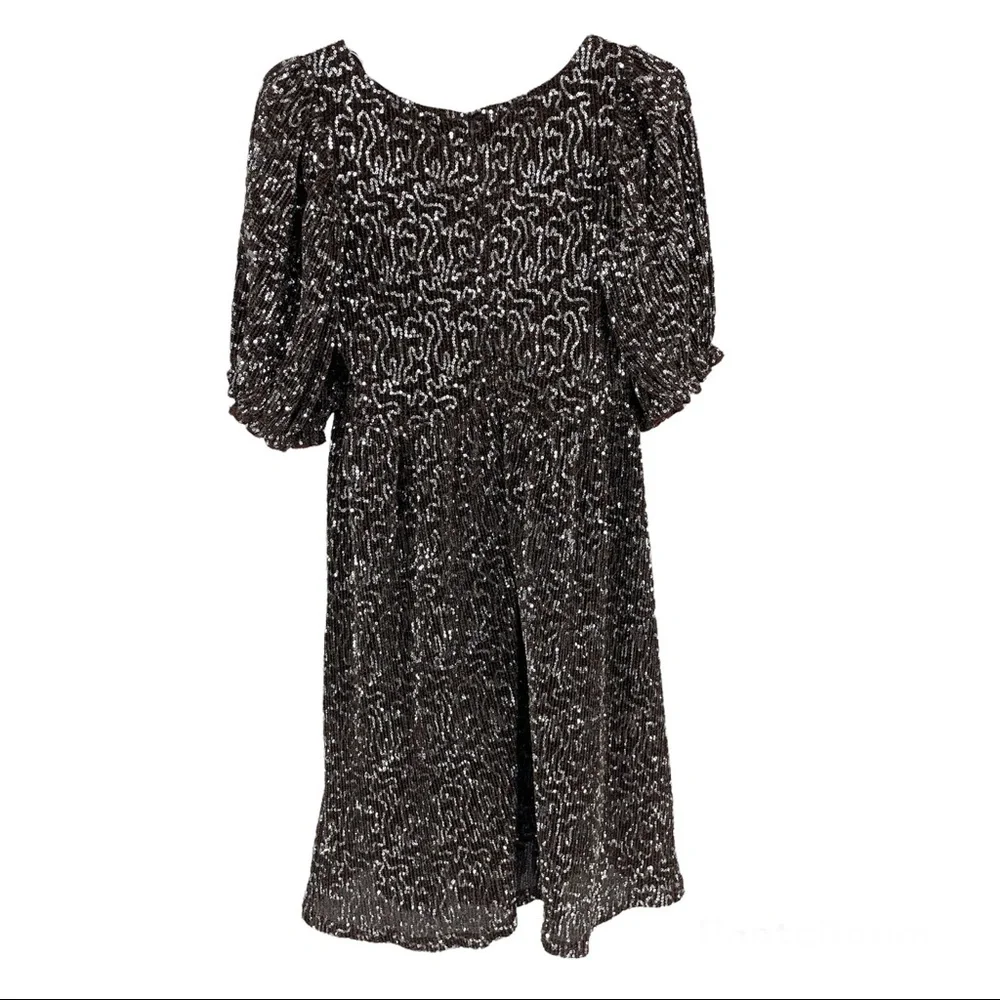 MOON RIVER NWT BROWN SILVER SEQUIN SHORT SLEEVE DRESS SMALL - Picture 3 of 9